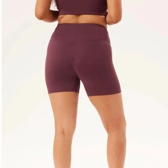 Girlfriend Collective FLOAT Ultralight Bike Short XXS Berry - Picture 2 of 5